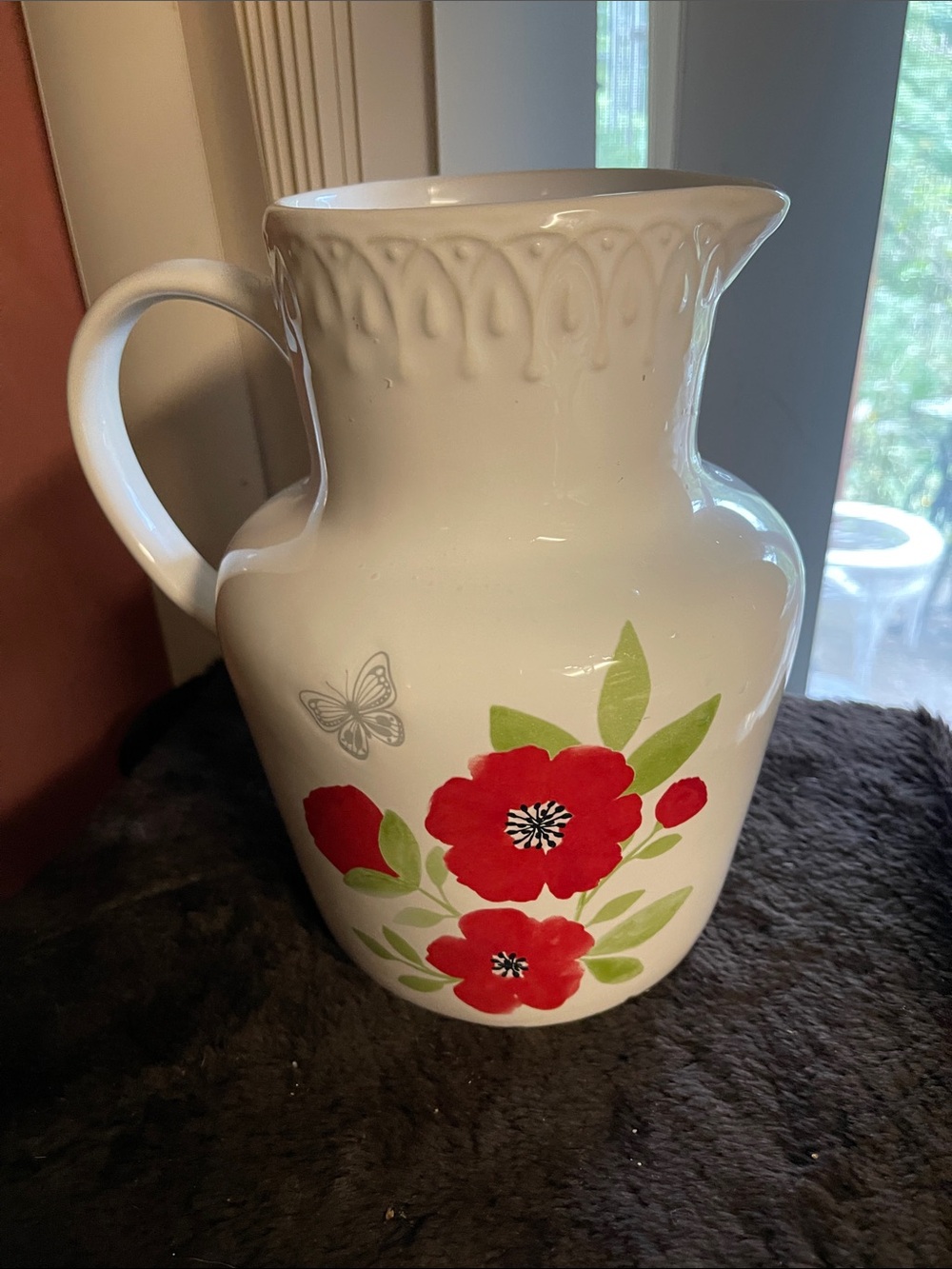 Dolly Parton Tennessee home White Ceramic Pitcher with Red Floral Motif
